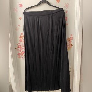 H&M Black Pleated A-line Maxi Skirt